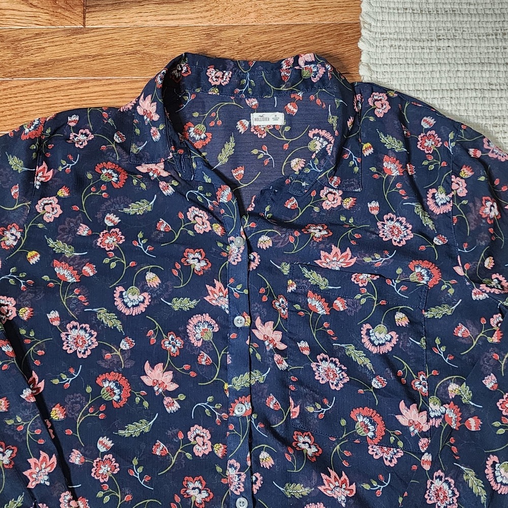 Hollister Sheer Button Up Shirt Blouse Floral Blue Long Sleeve High Low Hem M